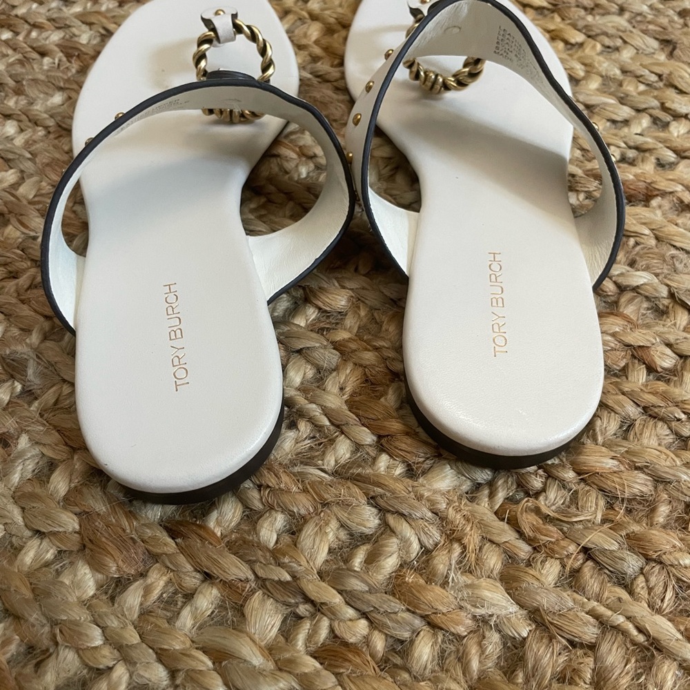 TORY BURCH Vintage Plaque Sandals - Band New! - Picture 5 of 6